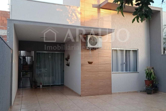 Casa 311m Umuarama-PR 846