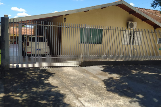 Casa 260.02m Umuarama-PR 721