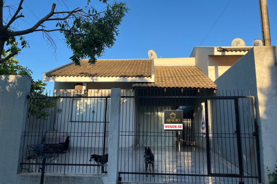 Casa 91.76m Umuarama-PR 700