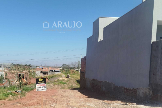 Terreno 154m Umuarama-PR 768