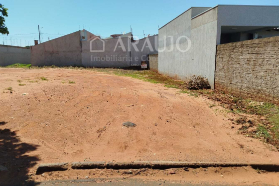 Terreno 167.3m Umuarama-PR 773